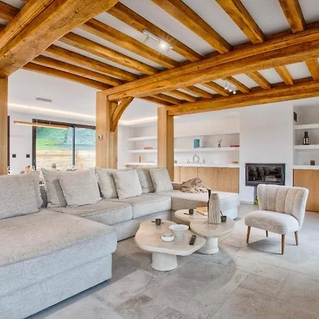 Luxurious 7-bedroom 10 Minutes From Deauville *