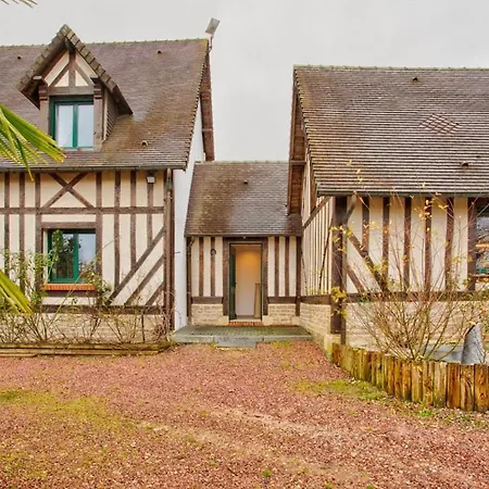 Villa Luxurious 7-bedroom 10 Minutes From Deauville