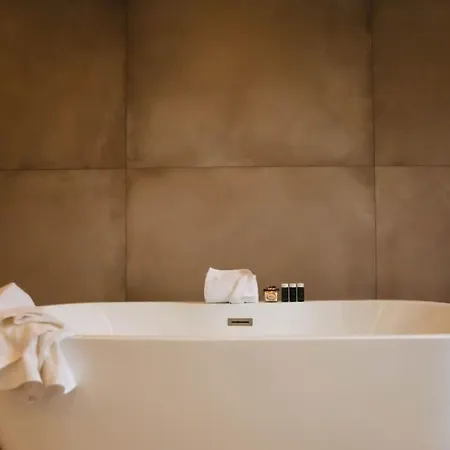 וילה Luxurious 7-bedroom 10 Minutes From Deauville